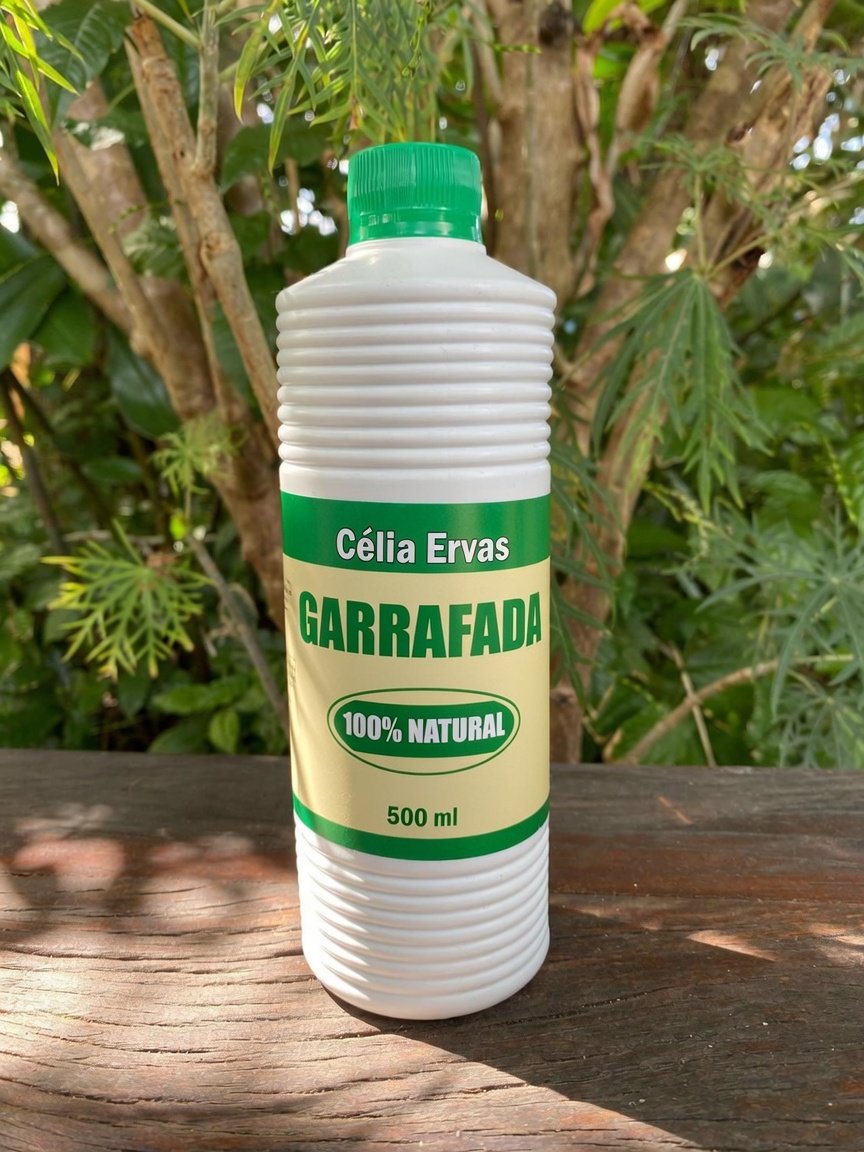 Frasco da Garrafada da Célia, pronta para tomar